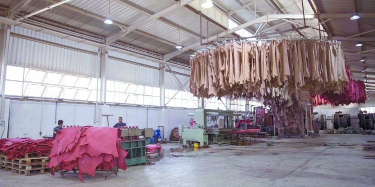 مدينة الجلود تبحث عن المنافسة العالمية 1 - جريدة الجمهورية مدينة الجلود تبحث عن المنافسة العالمية