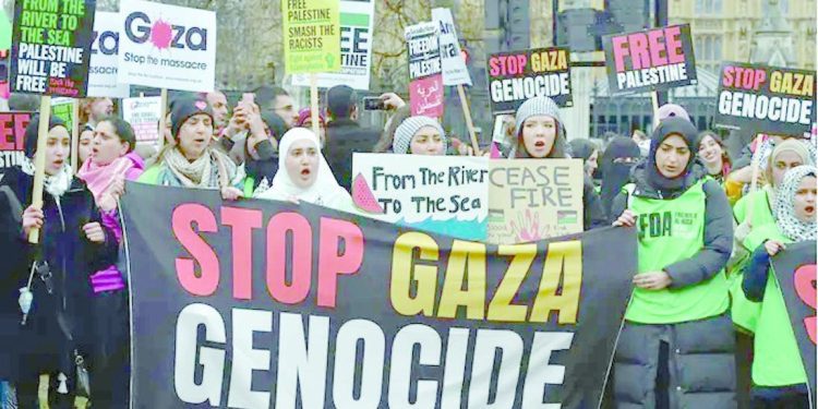 عقوبة مالية للسولية.. واستفسار لعبدالمنعم