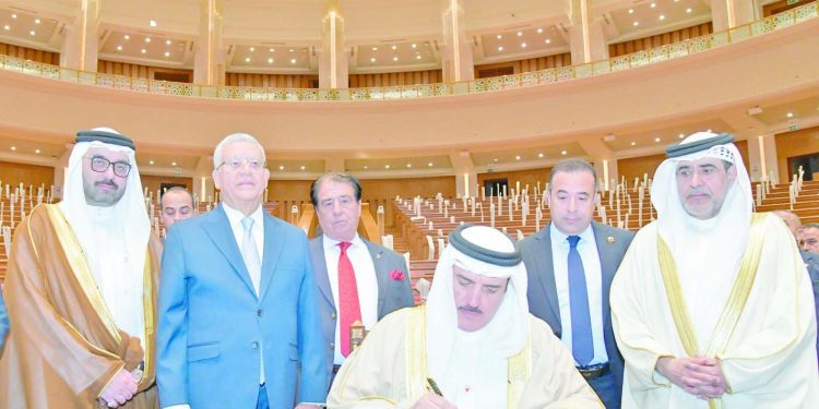 فى أول زيارة لمبنى البرلمان الجديد 1 - جريدة الجمهورية فى أول زيارة لمبنى البرلمان الجديد