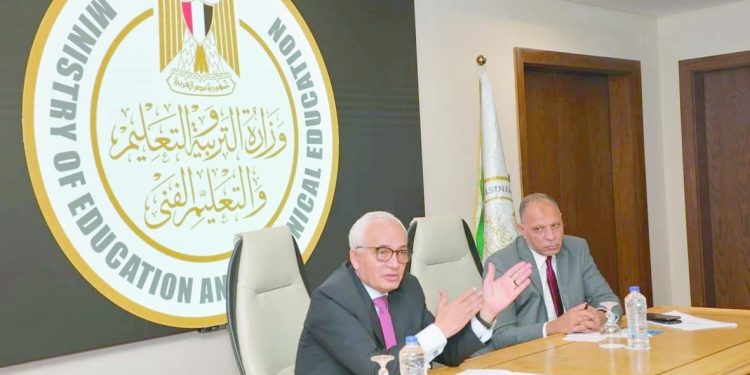 1000 مدير مدرسة.. نماذج مضيئة فى تطوير التعليم