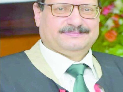 قوائم لجان التحكيم لترقيات الأساتذة.. تثير الجدل