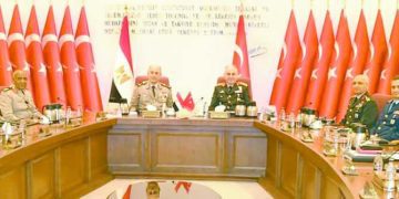 مباحثات موسعة لرئيس أركان حرب القوات  المسلحة فى تركيا