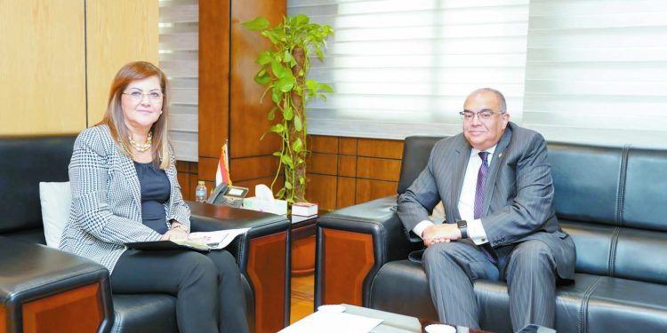 السعيد تبحث التعاون مع تونس فى التخطيط والتنمية والاستثمار: إشادات دولية بالمبادرة الوطنية للمشروعات الخضراء