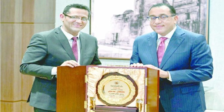 الحكومة توافق على رعاية مؤتمر وجوائز الصحفيين