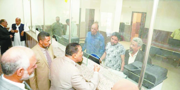 إقبال كبير من المواطنين للتصالح على            مخالفات البناء