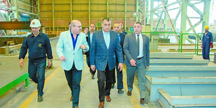 وزير الدولة للإنتاج الحربى يتفقد خطوط الإنتاج فى «أبو زعبل للصناعات الهندسية» 1 - جريدة الجمهورية دينا مشرف:الميدالية الأولمبية.. حلمى