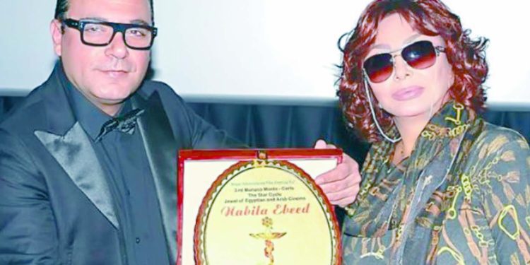 نبيلة عبيد.. فى حوار مع "الجمهورية" وهبت عمرى لـ «الفن».. وحب الناس «ثروتى الحقيقية» 1 - جريدة الجمهورية قبل مواجهة توتنهام بالبريميرليج ضـــربة جـــديدة لـ «صـــــلاح»