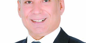 الأهلى يقترب من التجديد للقائد «معلول»