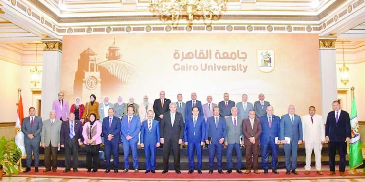 التعليم العالى: تحديث النظام الإلكترونى لترقيات أعضاء هيئة التدريس 1 - جريدة الجمهورية قبل ذهاب نهائى الكونفيدرالية: علاج نفسى فى الزمالك