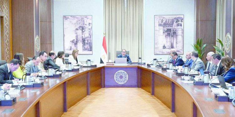 الأهلى يسعى لتجديد عقد معلول