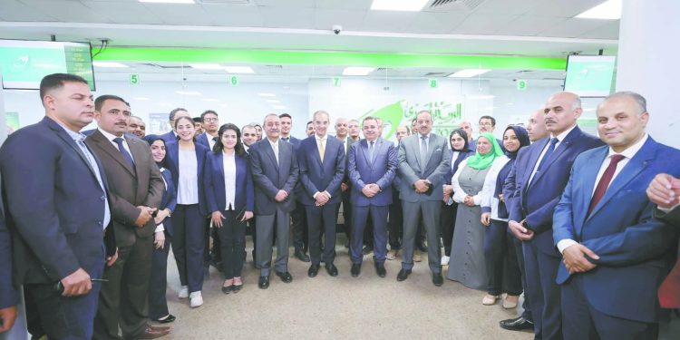 وزير الاتصالات.. خلال جولته فى الإسماعيلية: تحسين خدمات البريد والإنترنت.. على « قائمة أولوياتنا» 1 - جريدة الجمهورية مليون تحية وسلام.. الأهلى محطم الأرقام