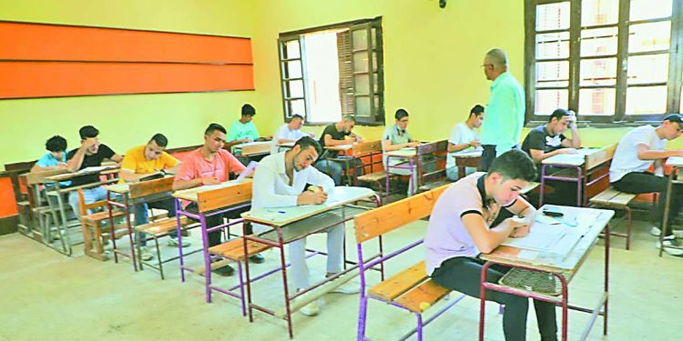  توزيع درجات اللغة العربية: 55 سؤالاً.. والعظمى 80 درجة