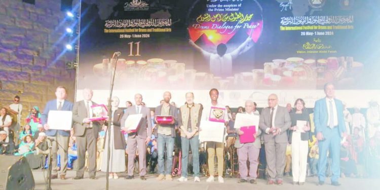 8 ملايين دولار للموافقة شروط «أهلاوية» لرحيل «عاشور»