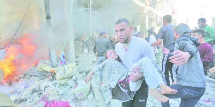 الزمالك ينفى التفاوض مع بن شرقى