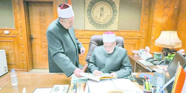 82.60 ٪ النجاح فى الإبتدائية و76.87 ٪ الإعداية الأزهرية 1 - جريدة الجمهورية الزمالك ينفى التفاوض مع بن شرقى