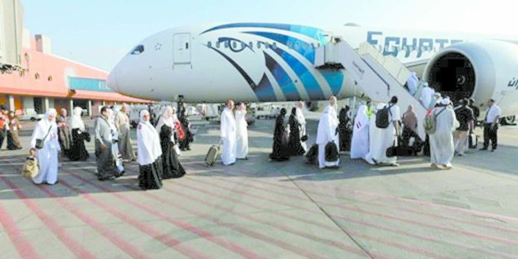  الداخلية تؤكد : تفويج الحجاج من المدينة المنورة إلى مكة المكرمة.. بانتظام ويسر