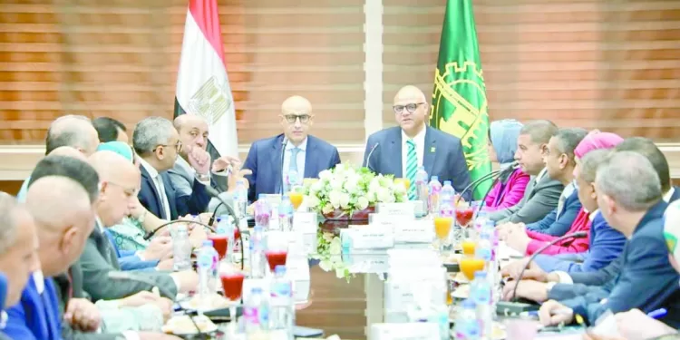 وزير التعليم فى القليوبية: «حلول من الميدان».. لمعالجة كثافة الفصول والعجز فى عدد المدرسين