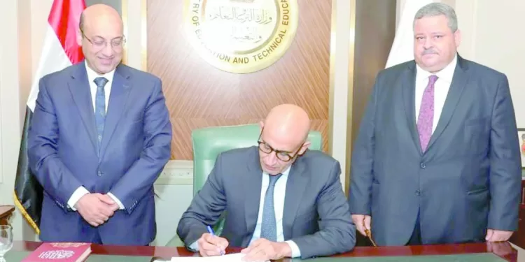 البنات تكتسح.. والقاهرة فى مقدمة المحافظات: 70.9 ٪ نسبة النجاح فى الدبلومات الفنية