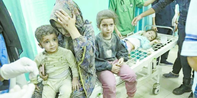 إنجلترا تتأهل بصعوبة.. وهولندا تقلب الطاولة على الأتراك