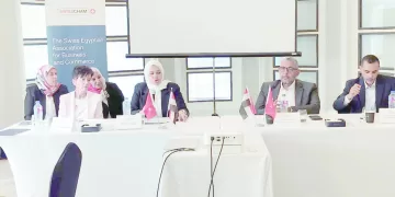 رئيس مصلحة الضرائب: إزالة كافة المعوقات أمام  المستثمرين