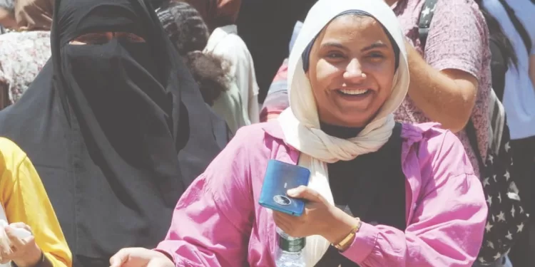 انتهاء المرحلة الأولى من التصحيح بالكنترولات: ارتفاع نسبة النجاح فى الثانوية عن العام الماضى 1 - جريدة الجمهورية انتهاء المرحلة الأولى من التصحيح بالكنترولات: ارتفاع نسبة النجاح فى الثانوية عن العام الماضى