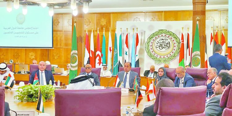 «العكلوك».. خلال الاجتماع الطارئ بجامعة الدول العربية:136 ألف شهيد فلسطينى.. و «الرقم فى تزايد»