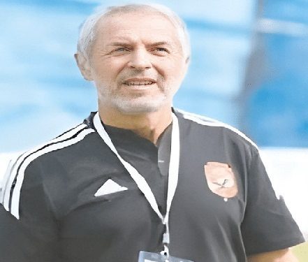 كولر يتقدم فى استفتاء أفضل مدرب بالمنطقة العربية