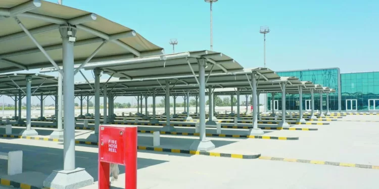 إنجاز حضارى أمام محطة عدلى منصور التبادلية