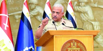 الفريق أول عبدالمجيد صقر.. لرجال المنطقة الجنوبية العسكرية: القوات المسلحة حريصة على بناء قدراتها البشرية