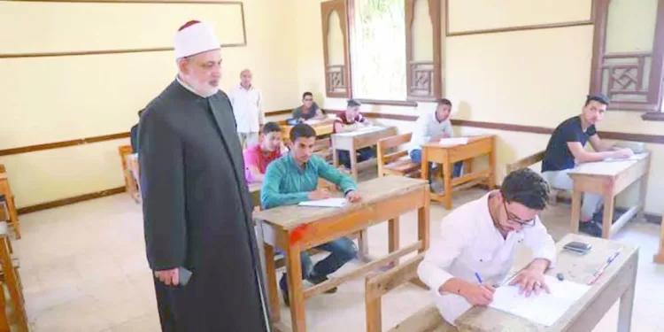 رغم تراجع نسبة النجاح إلى 50 ٪ كذبة بعبع الثانوية الأزهرية