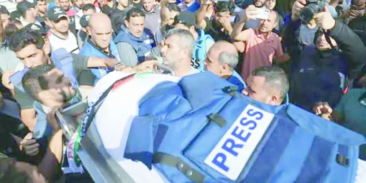 «المسافة صفر».. وثائقى يرصد جرائم إسرائيل ضد الصحفيين