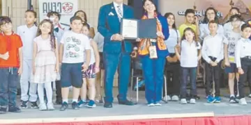 سفيرة شئون الطفل بمبادرة «حياة كريمة» الكاتبة سماح أبوبكر: الرئيس السيسى يهتم ببناء الطفل