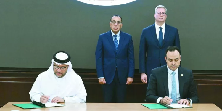 منطقة لوجستية جديدة بالبحر المتوسط.. باستثمارات تتخطى 3 مليارات دولار: استغلال البنية التحتية والسعات التخزينية والأرصفة لاستقبال الخام