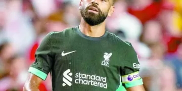 إشادة عالمية بــ«الفيرارى»