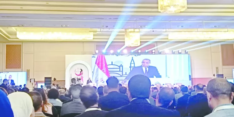 المصريون فى الخارج.. شركاء فى التنمية المستدامة 1 - جريدة الجمهورية جماهير المصرى.. «غضبانة»