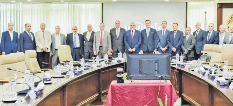 البترول: المصرية للصودا «إيساك».. حققت أفضل النتائج فى عام 1 - جريدة الجمهورية صبحى: بقاء ميكالى.. ضرورى