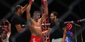 وزير الشباب يشهد نزالاً عالمياً في “قاضية 5”