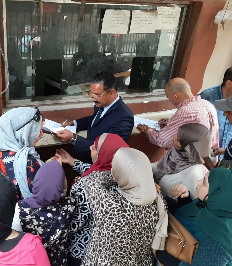 محافظ الجيزة يتابع خدمة الشباك الواحد وسط أولياء الأمور 2 - جريدة الجمهورية IMG 20240828 WA0000 - جريدة الجمهورية