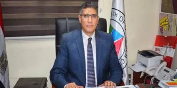 محافظ الجيزة يتابع خدمة الشباك الواحد وسط أولياء الأمور