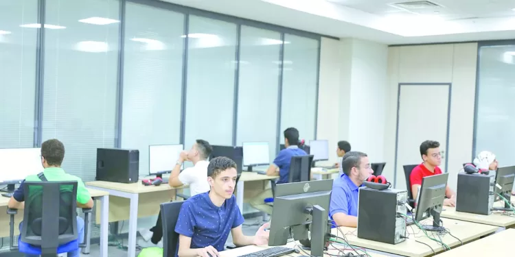 مدافع «الأبيض».. مطلوب فى الجونة