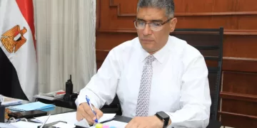 محافظ الجيزة: تخفيض الحد الأدنى للقبول بالثانوى العام (خدمات) 15 درجة