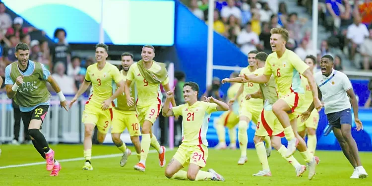 رابع بطولة فى 70 يوما: إسبانيا تسيطر على الكرة العالمية