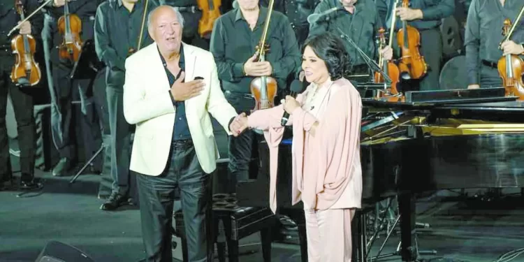 عمر خيرت يفتتح أولى ليالى حفلات الأسبوع السابع: «العالم علمين».. منورة بفنها «البنك سرقوه».. والفاعل كريم محمود عبد العزيز  