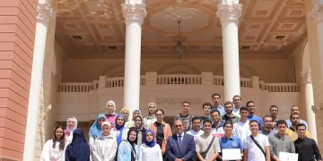 13 من أوائل الثانوية العامة يتقدمون للالتحاق بالجامعة البريطانية