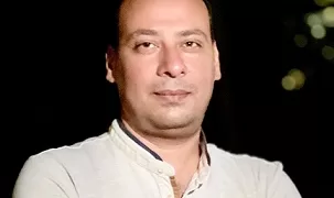 تطبيق لوائح الانضباط على سائقي الموقف الإقليمي بالعاشر