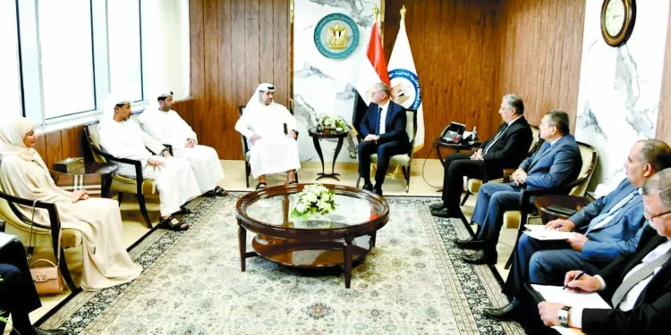 بدوى مع وفد إماراتى: مزايدة عالمية للبحث عن الغاز فى 12 منطقة بالمتوسط والدلتا 1 - جريدة الجمهورية 8 أرقام جديدة لـ «الفراعنة»