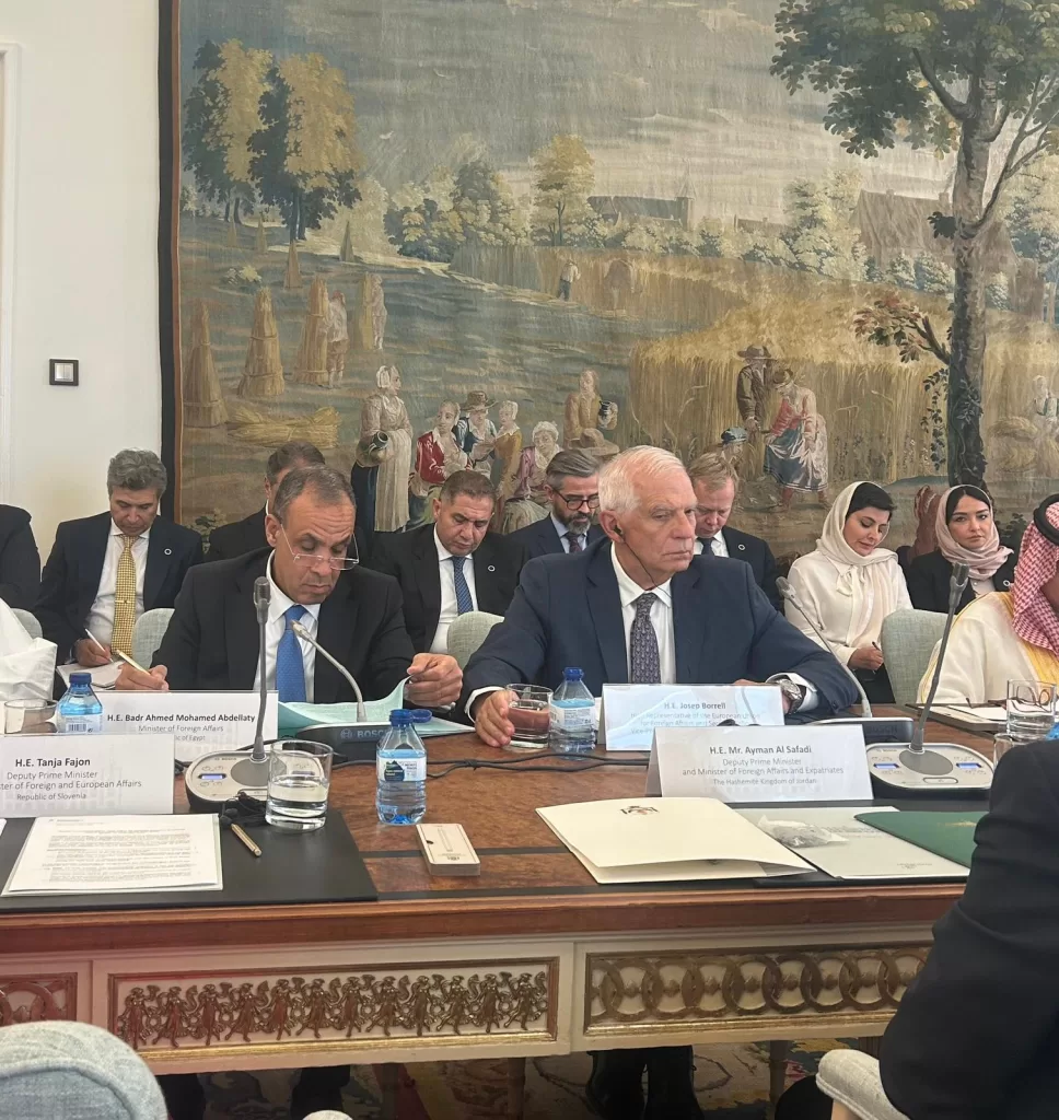 «بيان مدريد» يطالب بانسحاب كامل للقوات الإسرائيلية المحتلة من غزة وممر فيلادلفيا 5 - جريدة الجمهورية IMG 20240913 WA0038 2 - جريدة الجمهورية