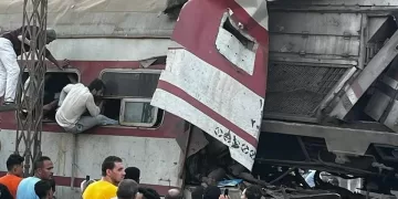 عاجل وفاة شخصين وإصابة 29 في حادث تصادم قطارين الزقازيق وتحرك سريع من مجلس الوزراء