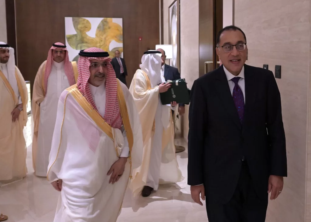 رئيس الوزراء يلتقي وزير المالية السعودي لبحث عدد من ملفات الشراكة 5 - جريدة الجمهورية IMG 20240915 WA0090 - جريدة الجمهورية