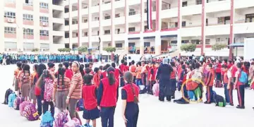 القمة تشغل «القطبين»